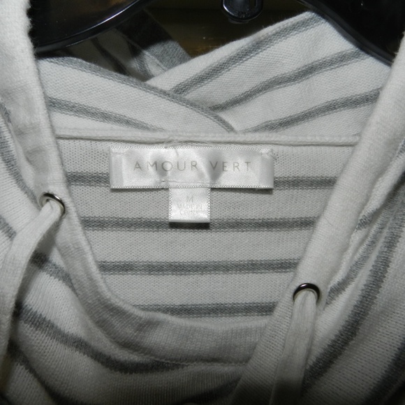 Hooded Pullover Sweatshirt Sweater - Picture 6 of 7